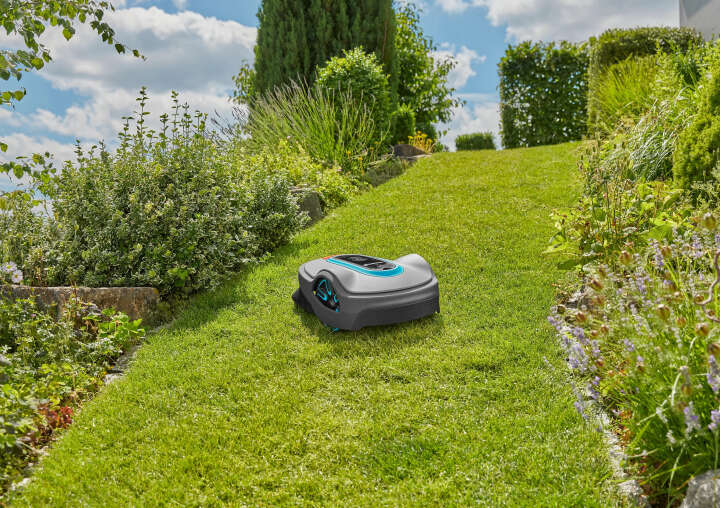 GARDENA Mähroboter SILENO life 1000 m² + Garage